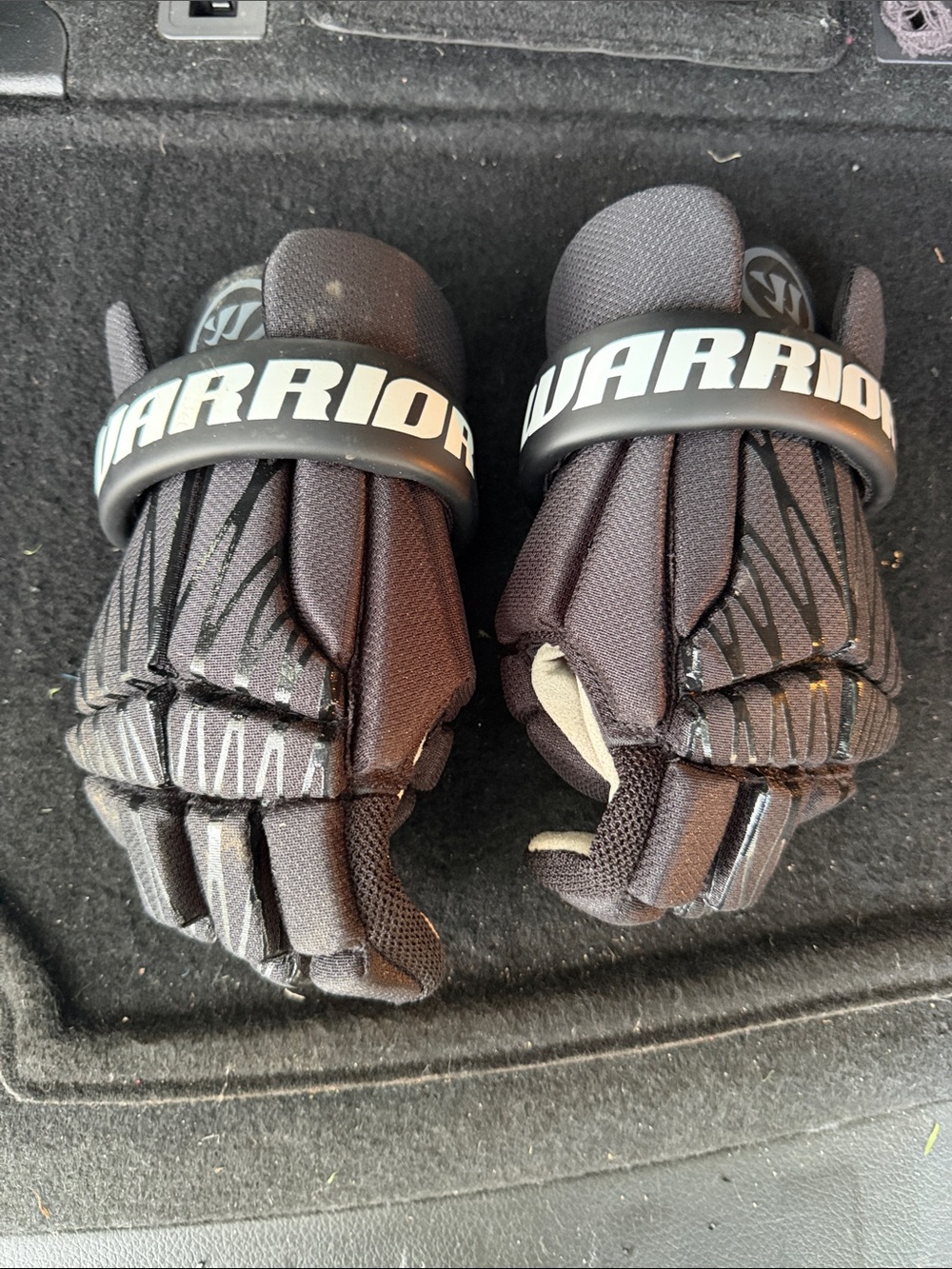 Black Warrior  Burn Next youth lacrosse gloves